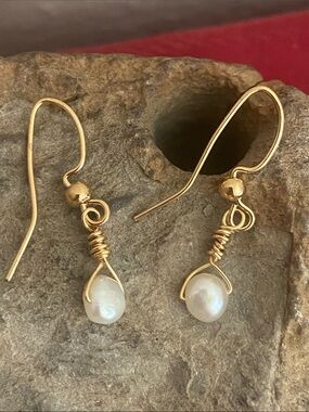 NEW Handmade Freshwater Pearl Pearl Drop Earrings